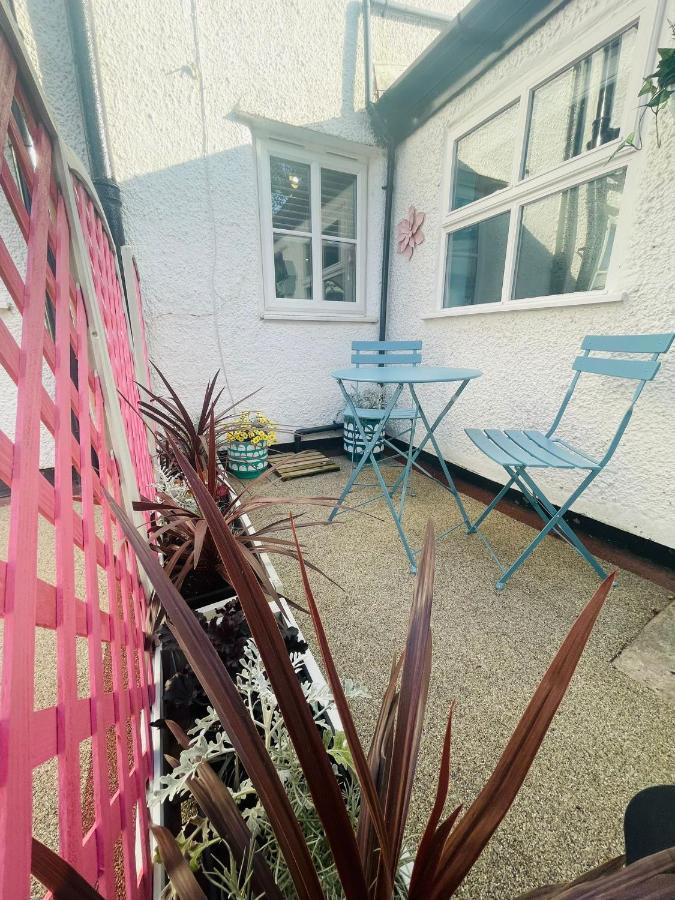 The Rambler'S Rest Cottage, Parkgate, Wirral باركغايْت المظهر الخارجي الصورة